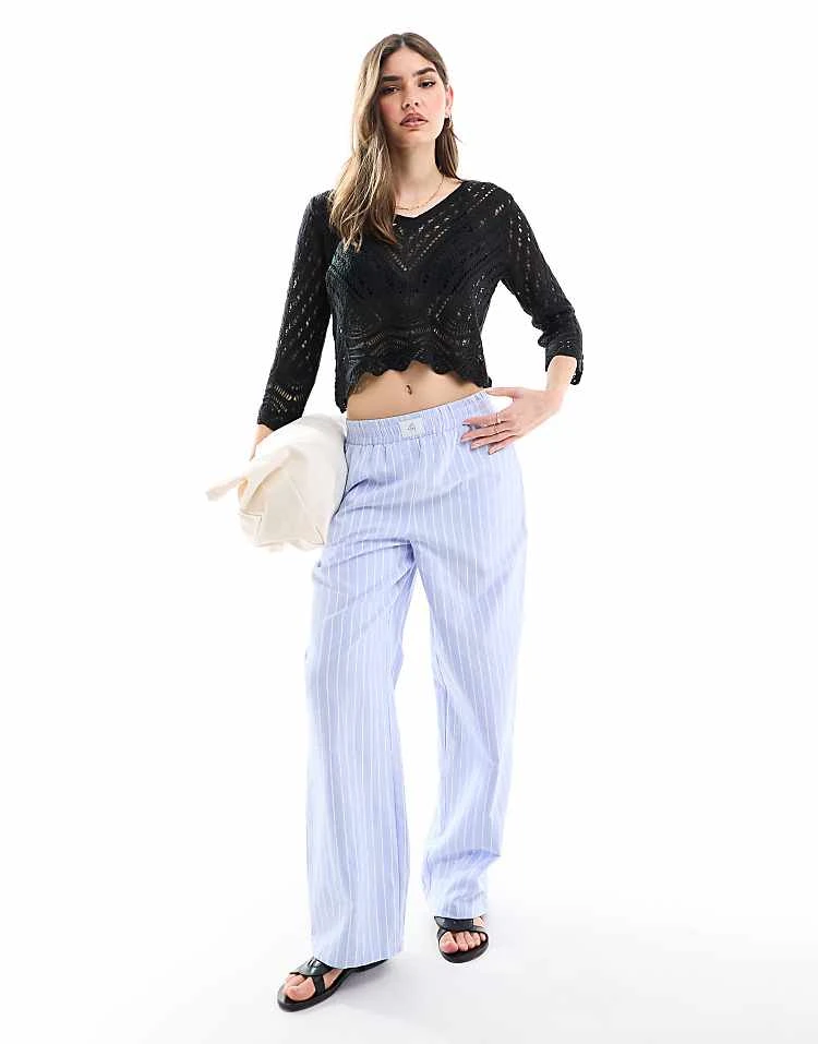 JDY Open Knit Scallop Edge Top In Black For Women 3 JDY Open Knit Scallop Edge Top In Black For Women - Image 3