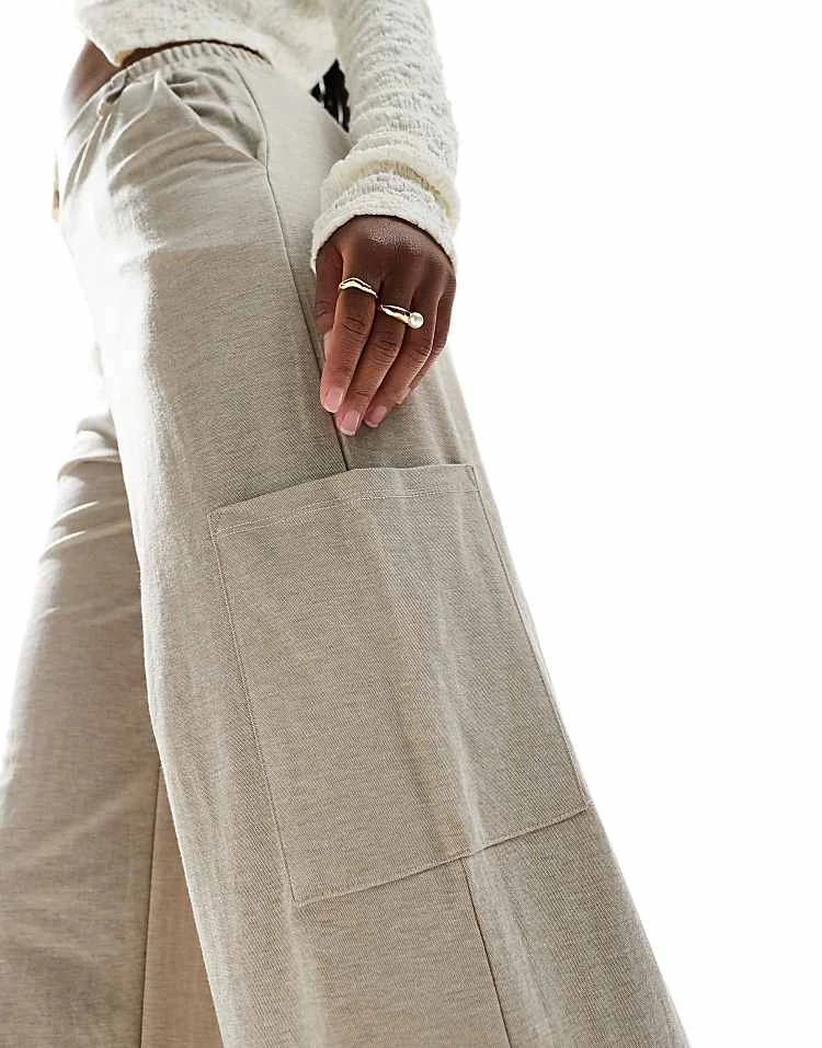 JDY Wide Leg Trousers With Cargo Pockets In Texture Beige For Women 5 JDY Wide Leg Trousers With Cargo Pockets In Texture Beige For Women - Image 5