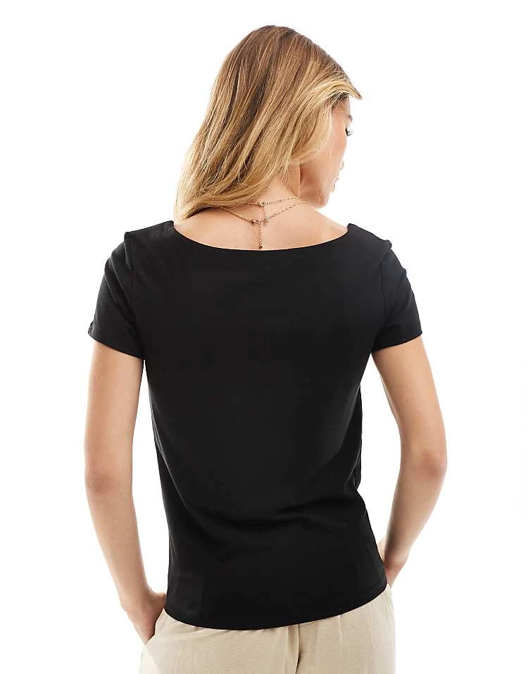 JDY Cap Sleeve Square Neck Top In Black For Women 4 JDY Cap Sleeve Square Neck Top In Black For Women - Image 4