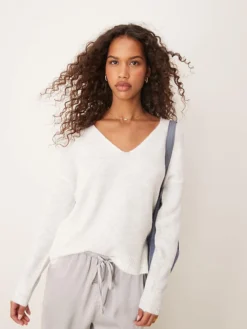 JDY V-neck Jumper In Off White For Women