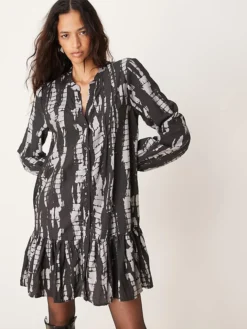 JDY Graphic Print Smock Mini Dress In Black For Women