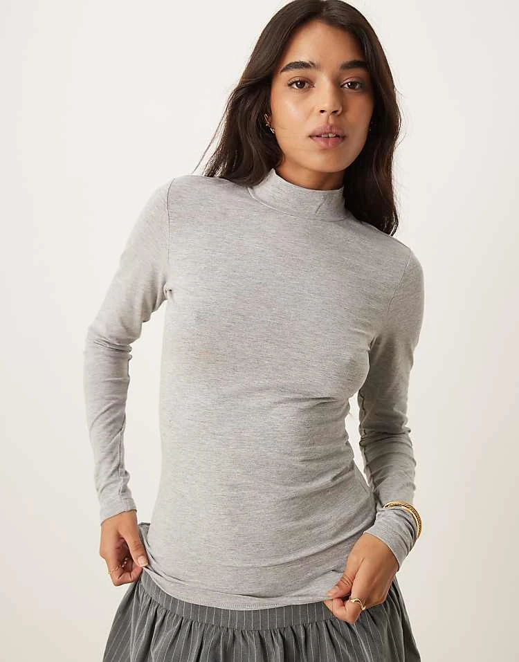 JDY Turtle Neck Fitted Top In Light Grey Melange For Women 1 JDY Turtle Neck Fitted Top In Light Grey Melange For Women