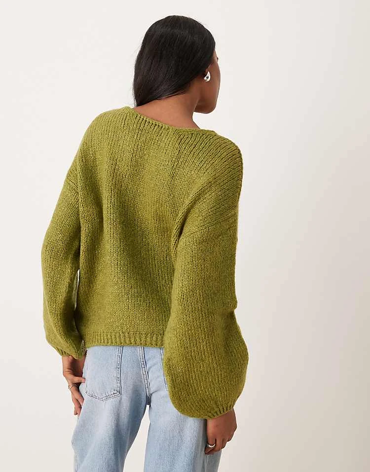 JDY Reversible Pullover Knitted Jumper In Green For Women 3 JDY Reversible Pullover Knitted Jumper In Green For Women - Image 3
