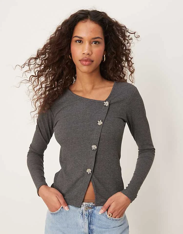 JDY Asymetric Ribbed Button Detail Top In Dark Grey For Women 1 JDY Asymetric Ribbed Button Detail Top In Dark Grey For Women