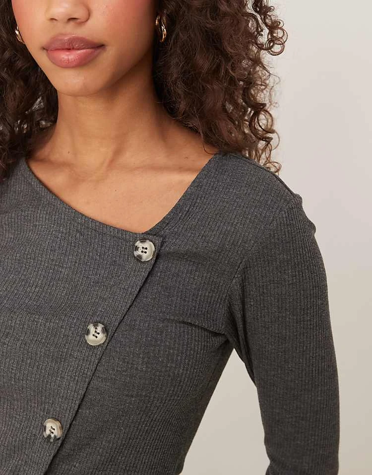JDY Asymetric Ribbed Button Detail Top In Dark Grey For Women 4 JDY Asymetric Ribbed Button Detail Top In Dark Grey For Women - Image 4